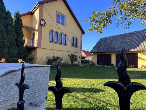 будинок за адресою Вечірня