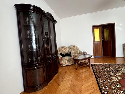 будинок за адресою Вечірня