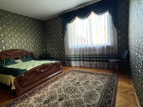 будинок за адресою Вечірня