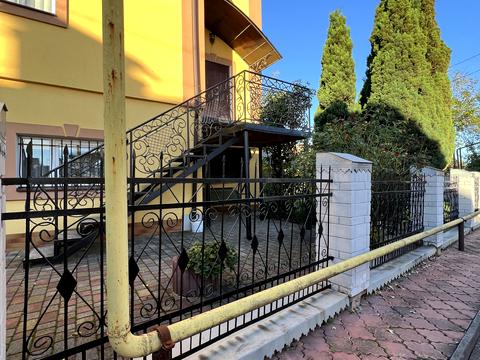 будинок за адресою Вечірня