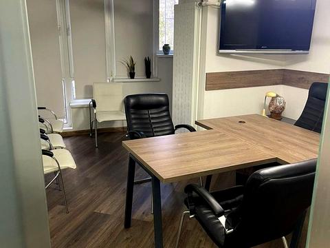 коммерческая по адресу Тарасівська, 36