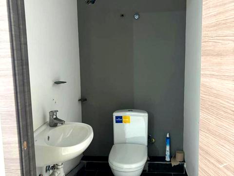 коммерческая по адресу Добробутна ул., 1