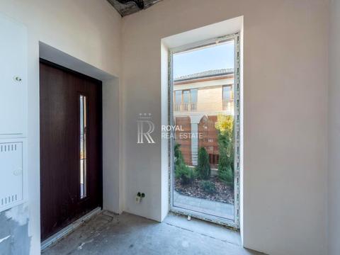 дом по адресу Жилянська