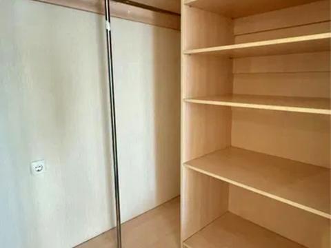 квартира за адресою Космічна вул., 3