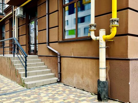 комерційна за адресою вул Вишнева, 37