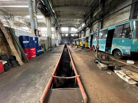 комерційна за адресою Бережанська вул., 6