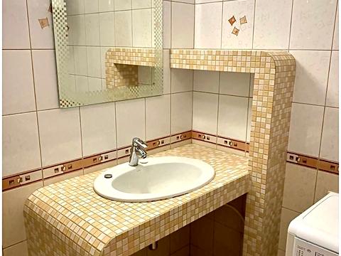 квартира за адресою Генерала Генадія Воробйова вул. (Курська), 13-Е