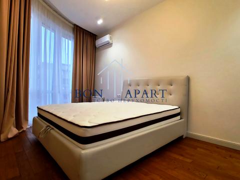 квартира за адресою Кирило-Мефодіївська вул., 2