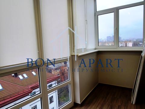 квартира за адресою Кирило-Мефодіївська вул., 2