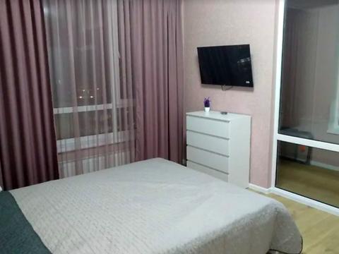 квартира за адресою Олександра Олеся вул., 10