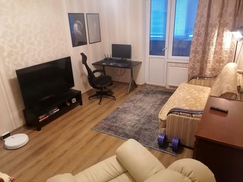 квартира по адресу Драгоманова ул., 6/1