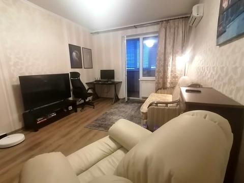 квартира по адресу Драгоманова ул., 6/1