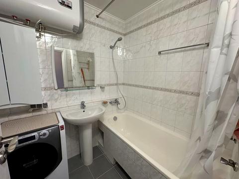 квартира за адресою Олександра Довженка вул., 14/1