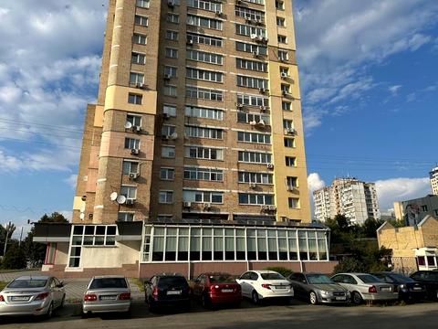 квартира за адресою Олександра Довженка вул., 14/1