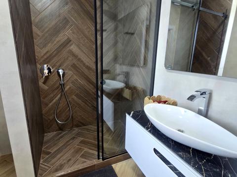 будинок за адресою Леонтовича вул., 12