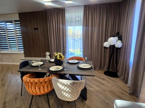 будинок за адресою Леонтовича вул., 12