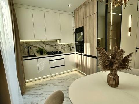 квартира по адресу 24 Августа ул., 11