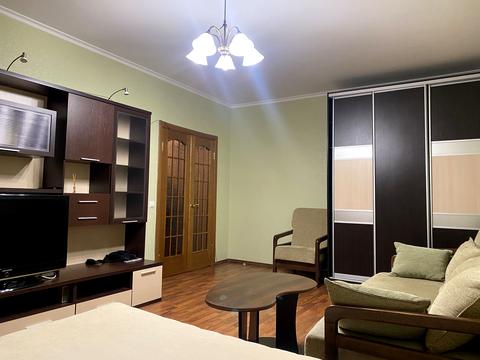 квартира за адресою Феодосійський пров., 14