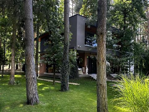 будинок за адресою Центральна