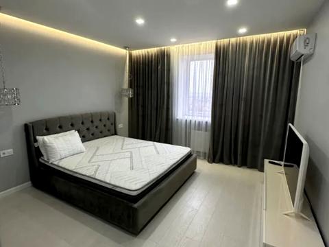 квартира по адресу Співдружності ул., 5