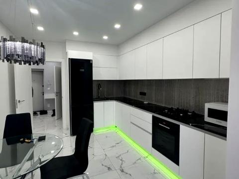 квартира по адресу Співдружності ул., 5