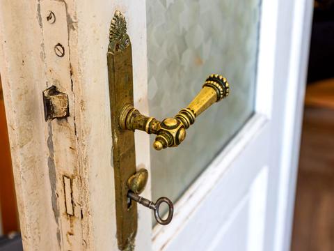 квартира за адресою Сергія Єфремова вул., 51