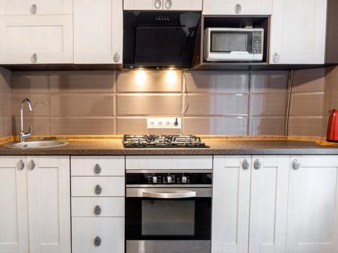 квартира за адресою Привокзальна вул., 5