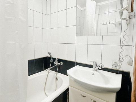 квартира за адресою Привокзальна вул., 5