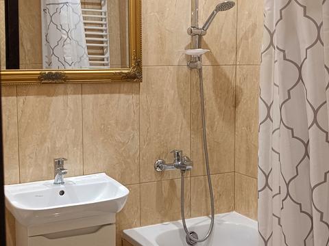 квартира по адресу Ивана Пулюя ул., 40