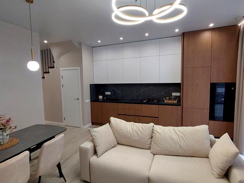 дом по адресу Макарівська ул.