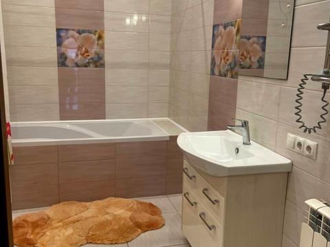 будинок за адресою Дніпро, Гаражна вул.