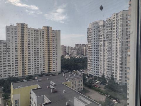 квартира по адресу Драгоманова ул., 6/1