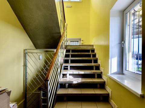 коммерческая по адресу  пер., 30