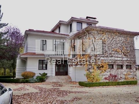 дом по адресу Луговая ул.