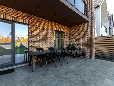 будинок за адресою Київ, Березова