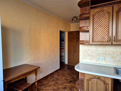 квартира за адресою Рональда Рейгана вул., 30-А