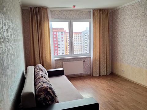 квартира за адресою Софії Русової вул., 1-Б