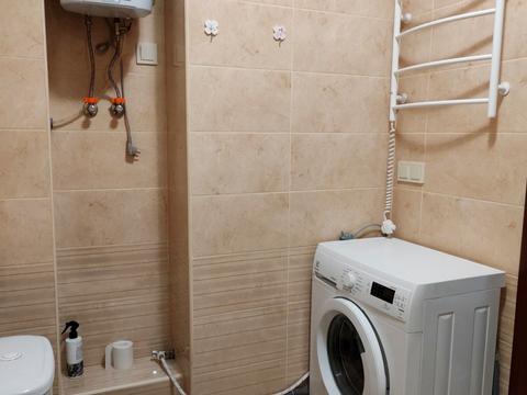 квартира за адресою Софії Русової вул., 1-Б