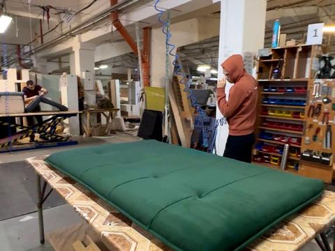 комерційна за адресою Олекси Новаківського вул., 4