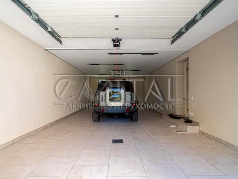 будинок за адресою Молодіжна вул.