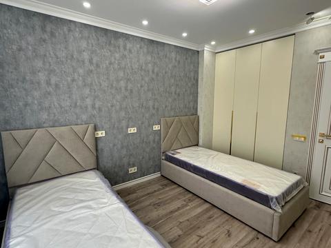 квартира за адресою Олександра Олеся вул., 10