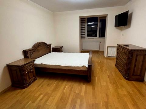 квартира за адресою Потічна вул., 1-Д