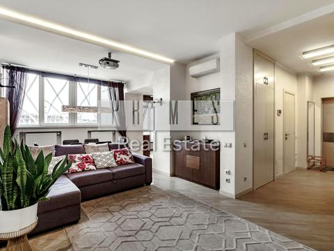 квартира по адресу Андрея Верхогляда ул. (Михайла Драгомирова), 3