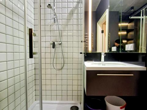 квартира за адресою Соборності просп. (Возз'єднання), 17 к2