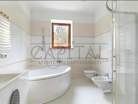 будинок за адресою Спортивна вул., 25