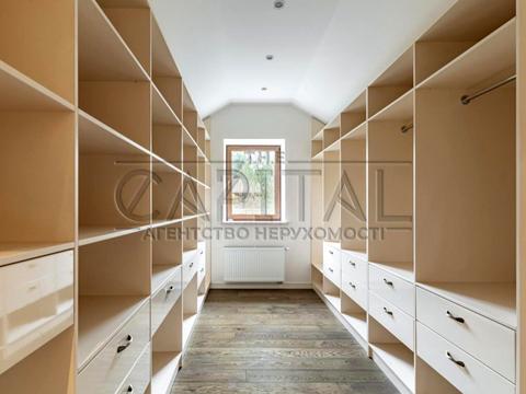 будинок за адресою Спортивна вул., 25