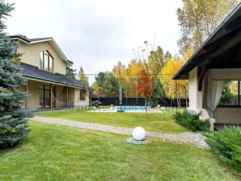 будинок за адресою Спортивна вул., 25