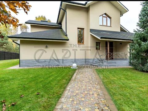 будинок за адресою Спортивна вул., 25