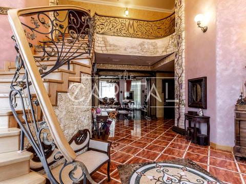 дом по адресу підгірна