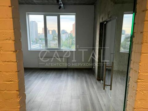 комерційна за адресою Василя Тютюнника вул. (Анрі Барбюса), 37/1